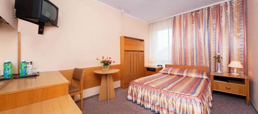 Hotel Gromada Łomża Exterior foto
